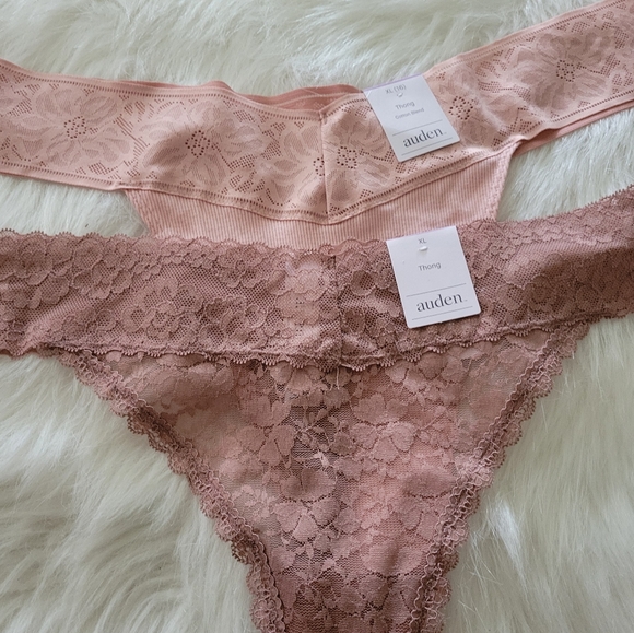 Lace Thongs - Picture 1 of 6